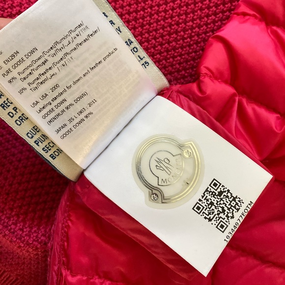 MONCLERWool down jacket Authentic Moncler dust bag - Picture 3 of 9